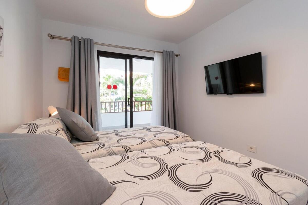 Cristian Sur Luxury 2 Bedroom Apartment Los Cristianos (Tenerife) Dış mekan fotoğraf